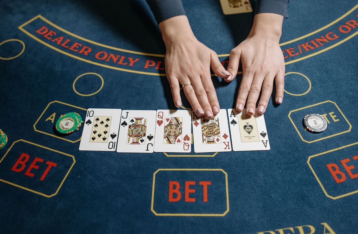 Rollbit Casino پاکستان ریئل منی گیمز