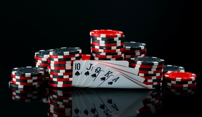 Rollbit Casino پاکستان ریئل منی گیمز